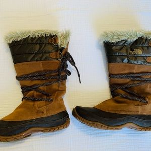 Women’s Northface Winter Boots